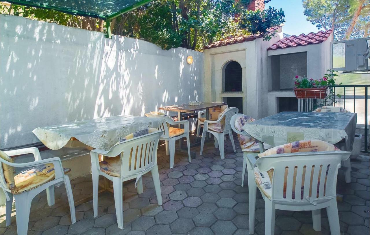 Cozy Apartment In Lokva Rogoznica With Wifi Exterior photo